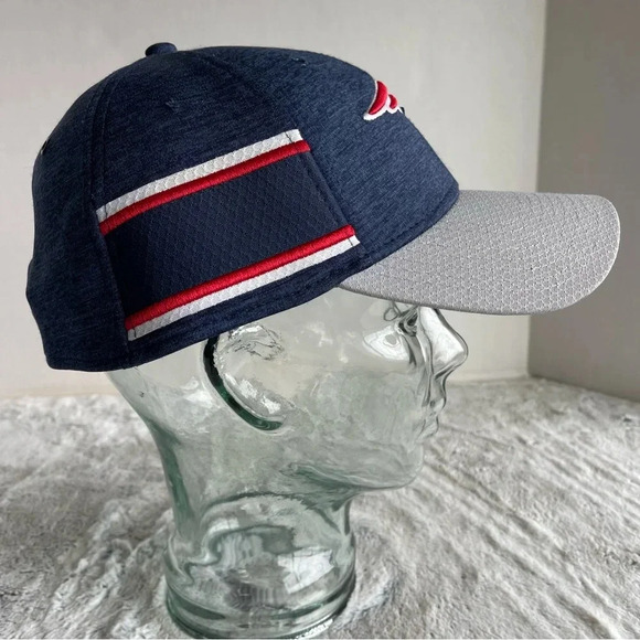 New England Patriots Men's New Era 39Thirty Flex Fit Hat - Picture 5 of 11